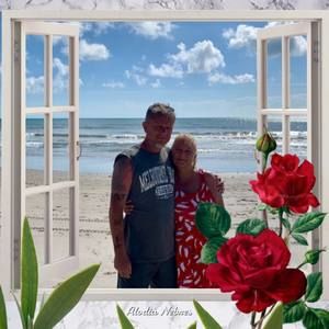 Meet your Posher, Debbie